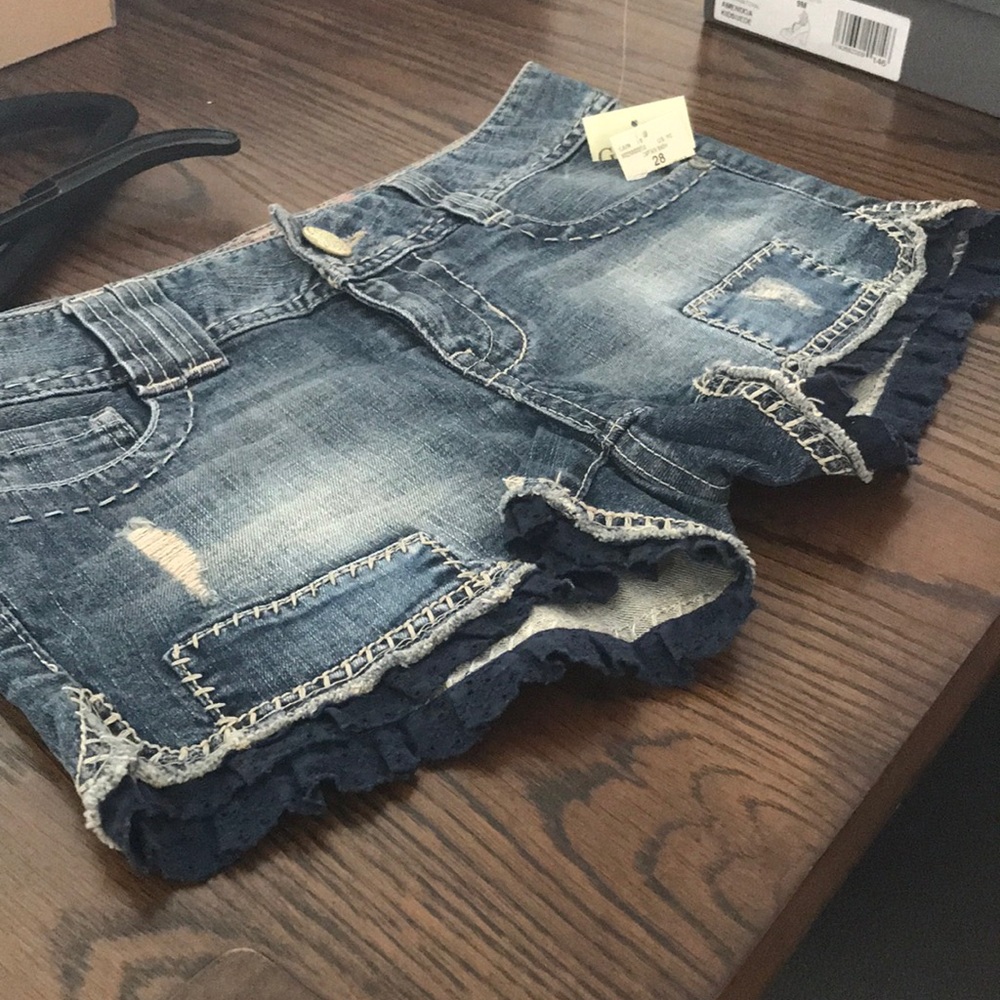 Guess jeans shorts 🩳